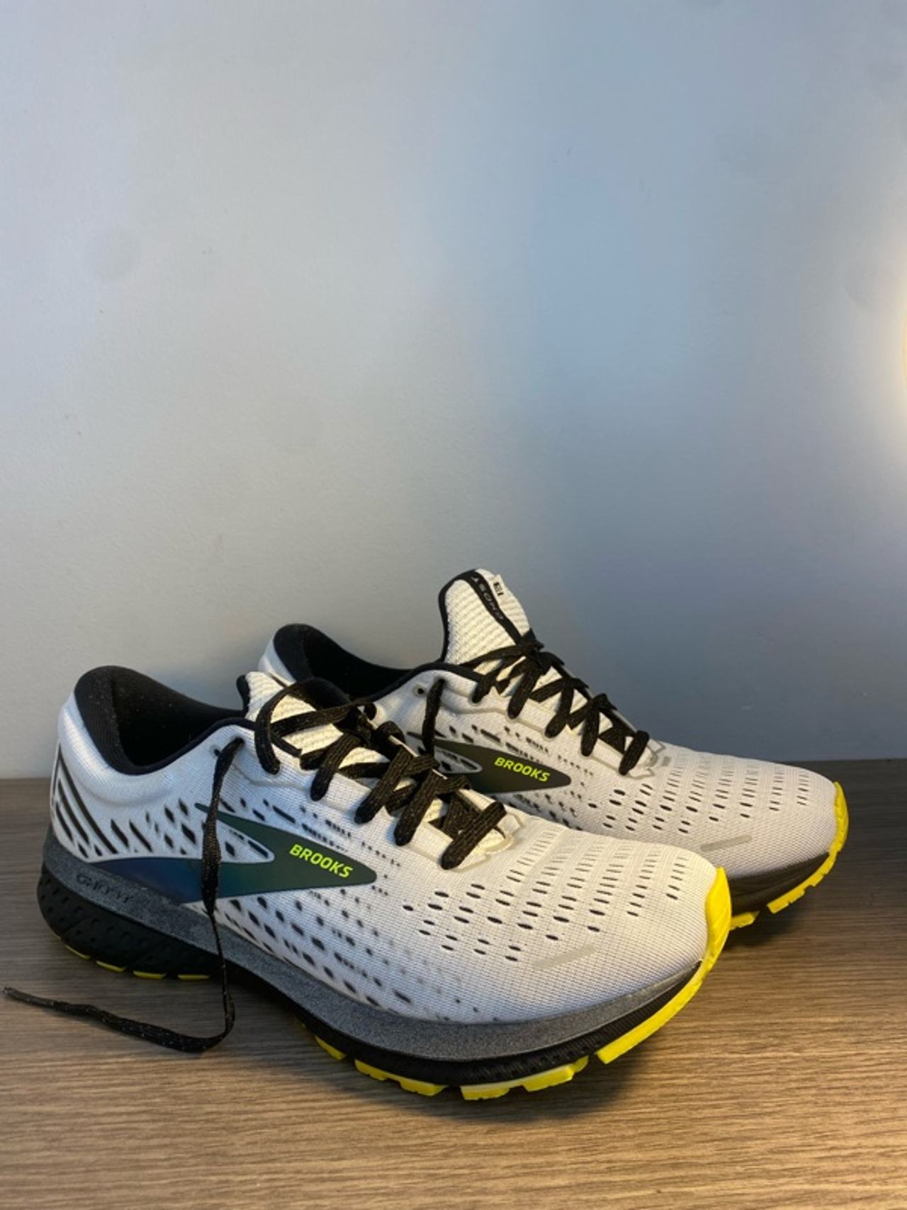 Brooks Ghost 13 Run Visible Men's Running Shoes