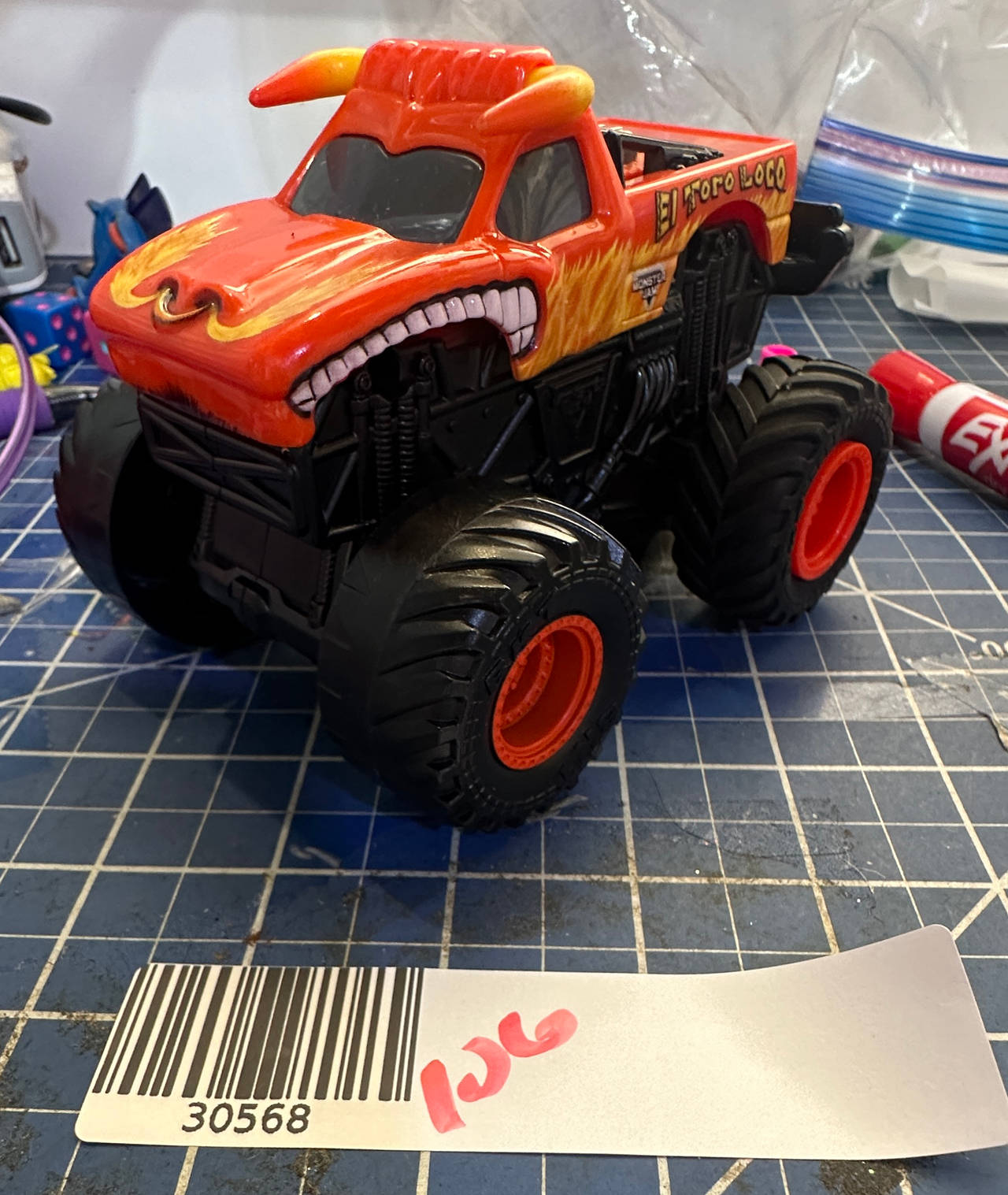 Monster Jam El Toro Loco 1:24 Scale  Monster Truck vehicle