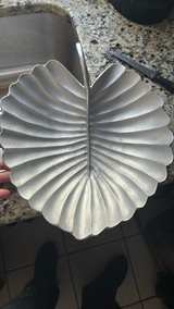Mariposa Silver Metal Leaf Decorative Bowls - Image 4