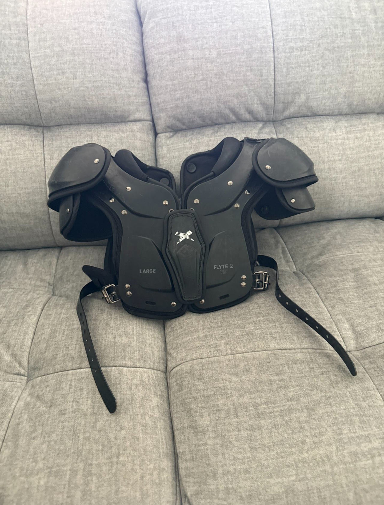 Xenith Flyte 2 Shoulder Pads