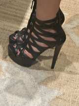 Gucci Leather Sandals - Image 3