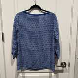 Banana republic Women's blue Geometric Print Top 3/4 sleeves size medium  - Image 2