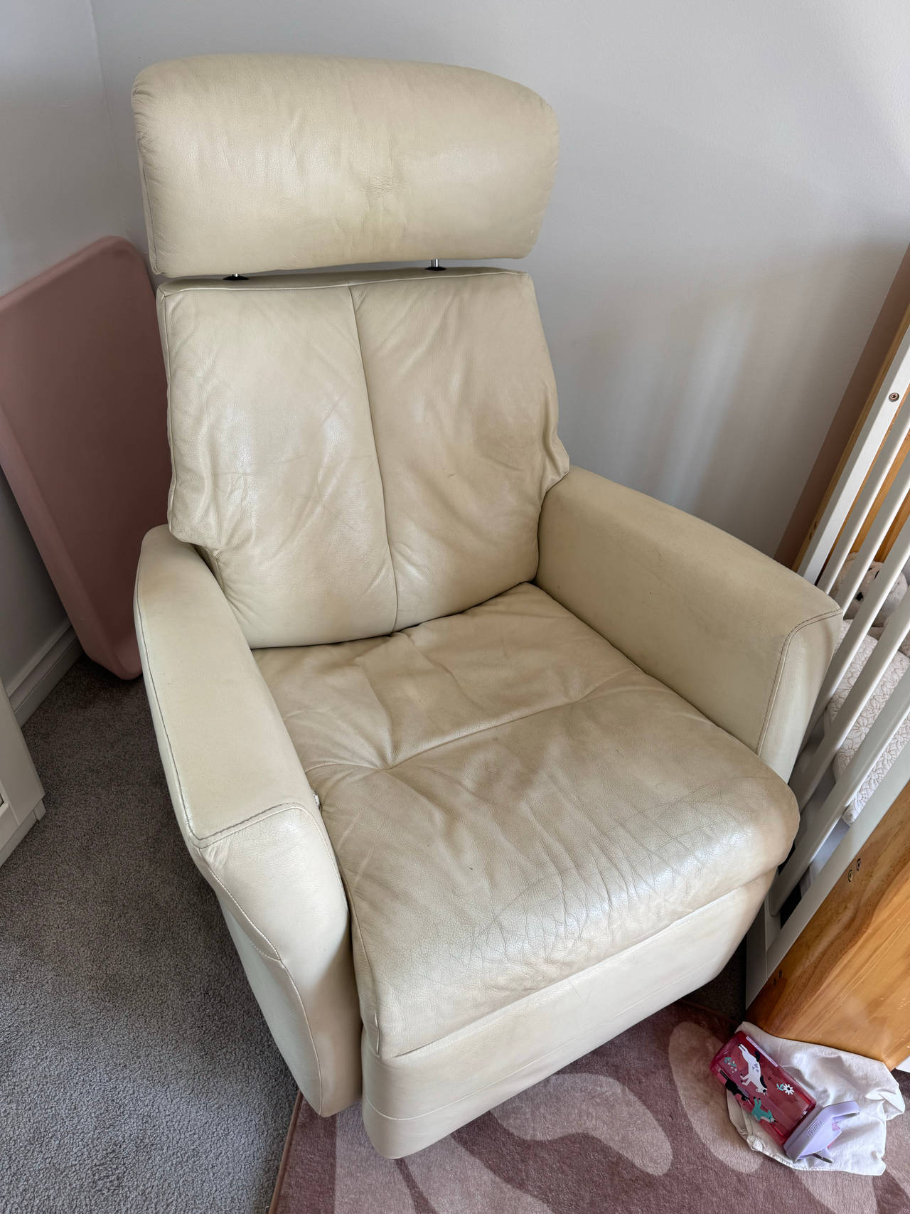 IMG of Norway Leather Recliner