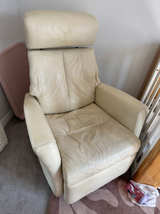 IMG of Norway Leather Recliner - Image 1