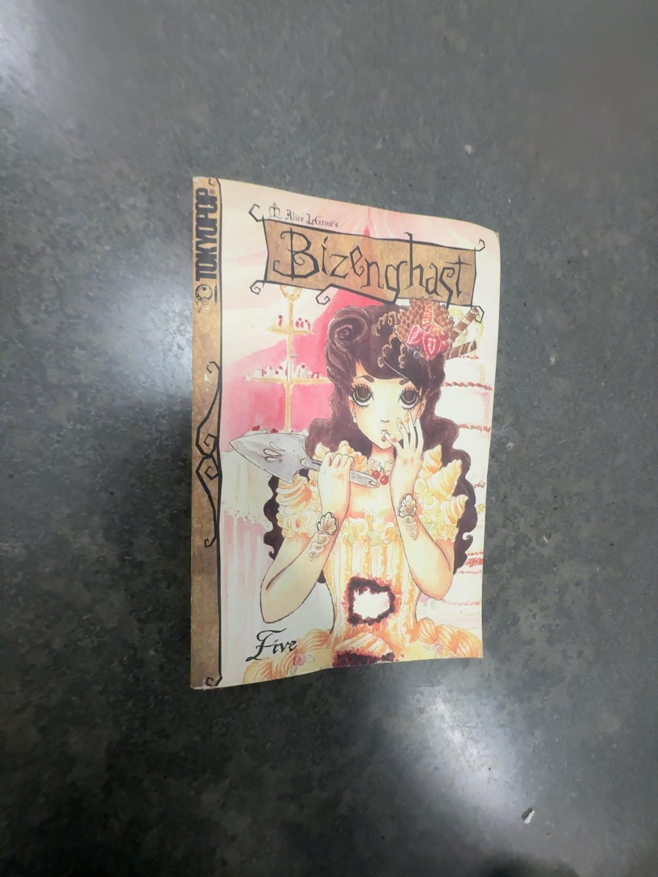 Bizenghast Volume 5