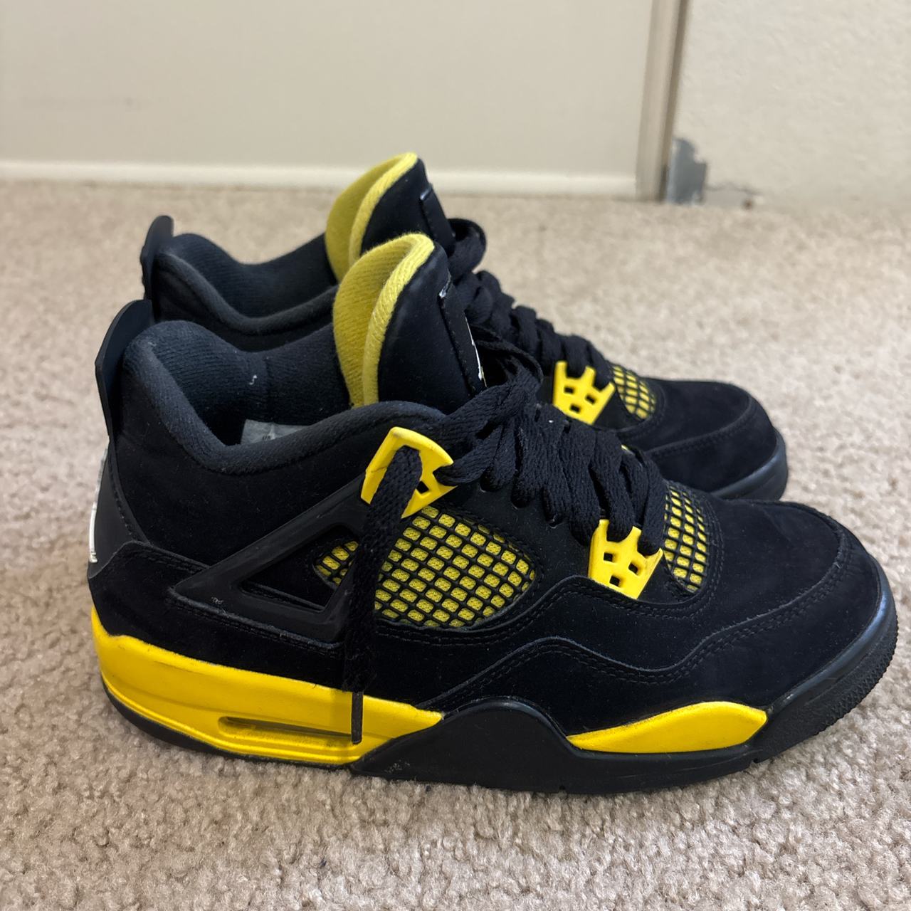Air Jordan 4 Retro