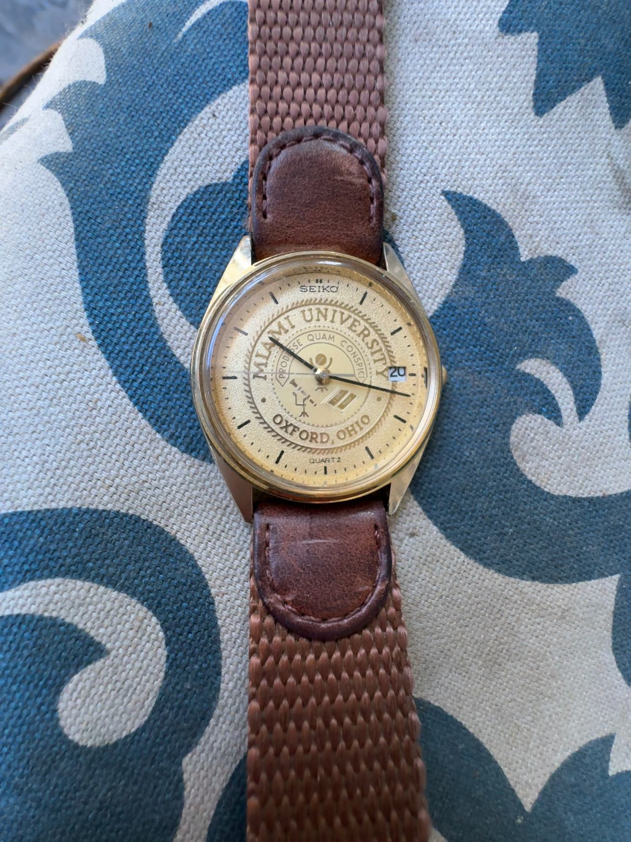 Seiko Vintage Collegiate Gold Tone Quartz Watch with University Seal Dial