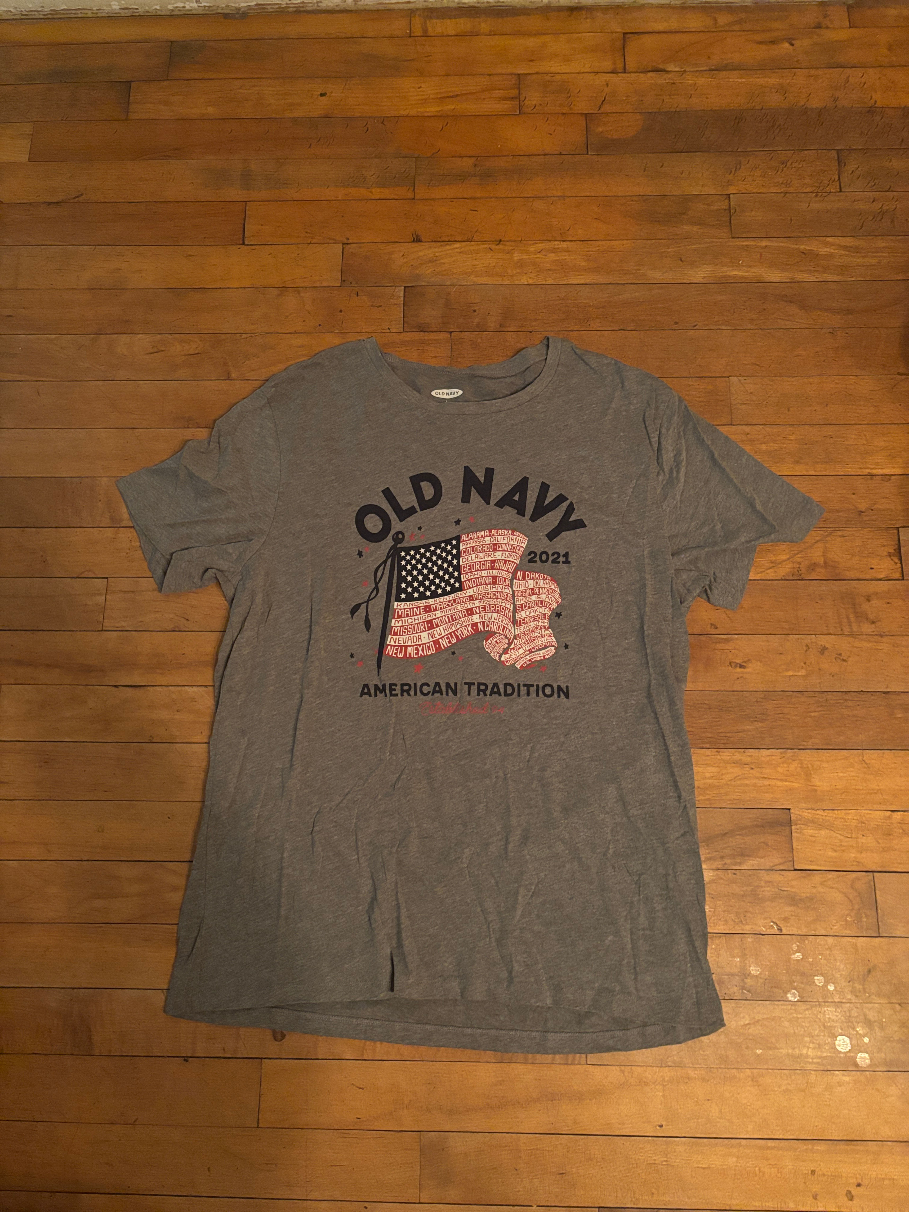 Old Navy 2021 American Tradition Flag Graphic T-Shirt men’s large