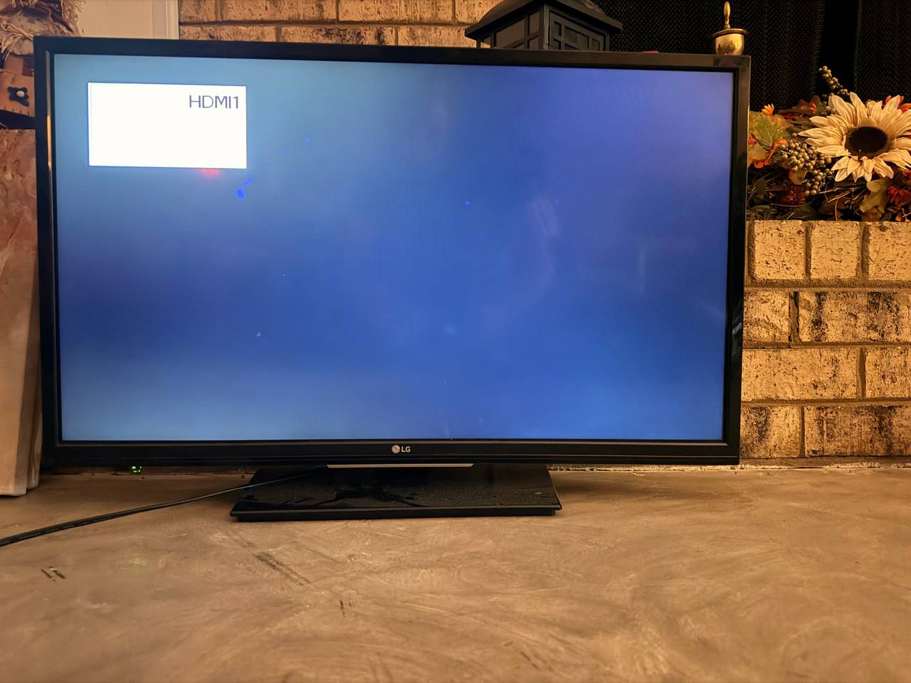 LG 32" Class LED HD TV
