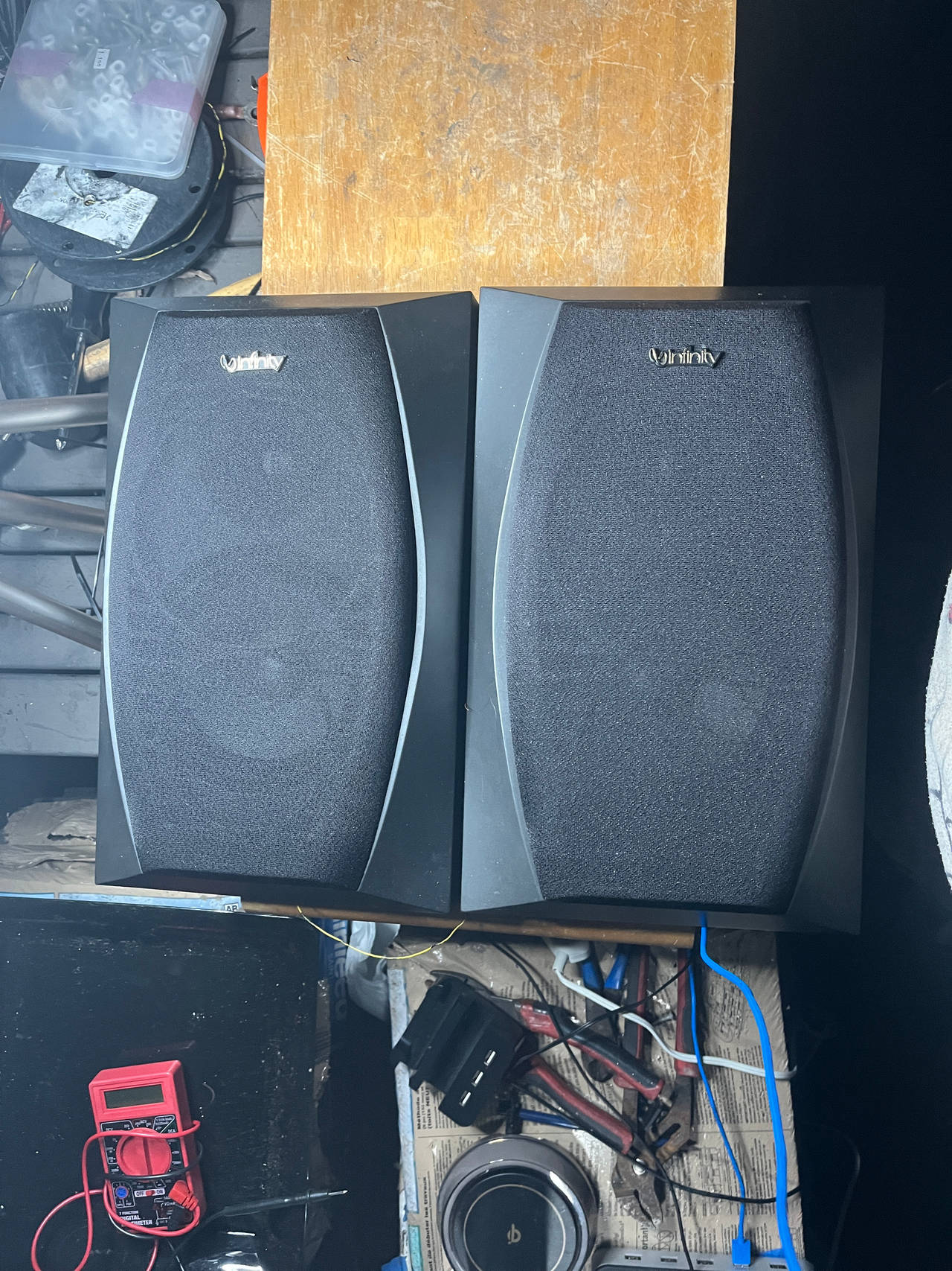 Infinity Primus P162 Bookshelf Speakers