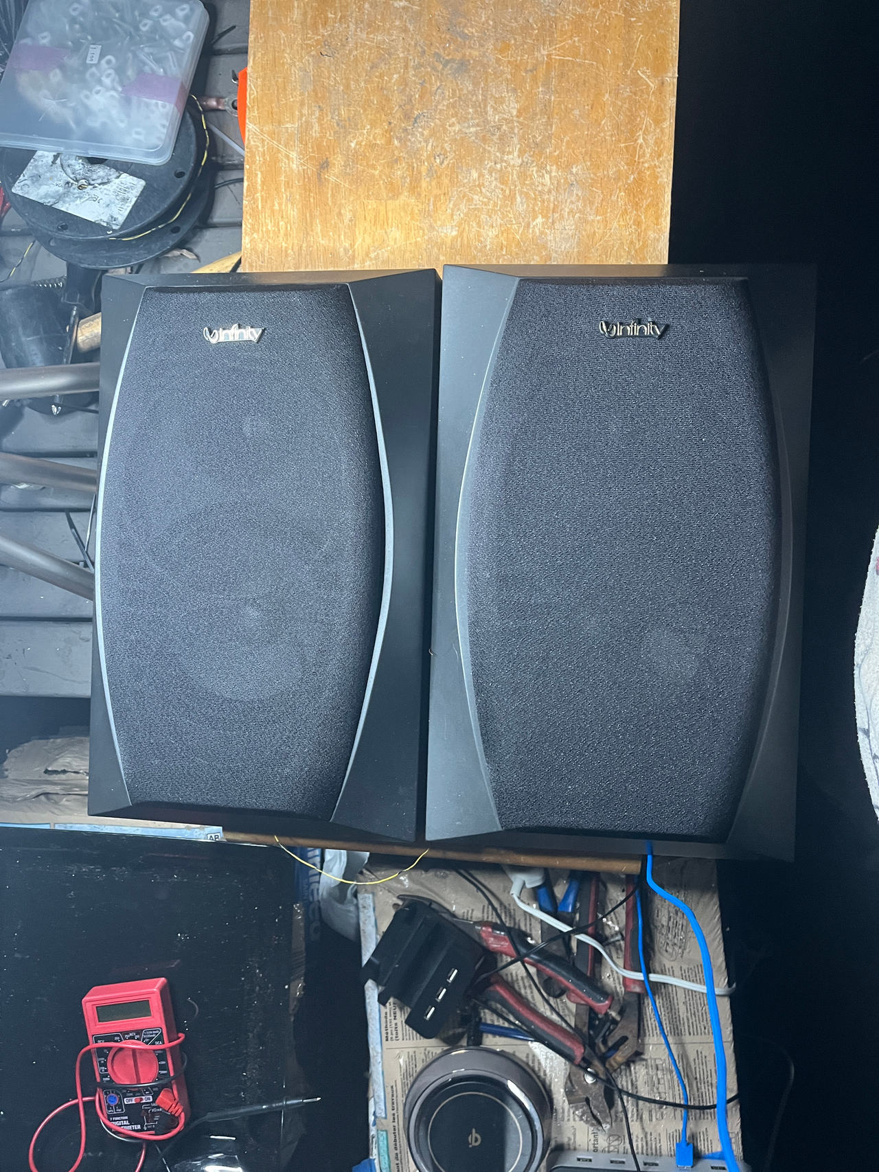Infinity Primus P162 Bookshelf Speakers