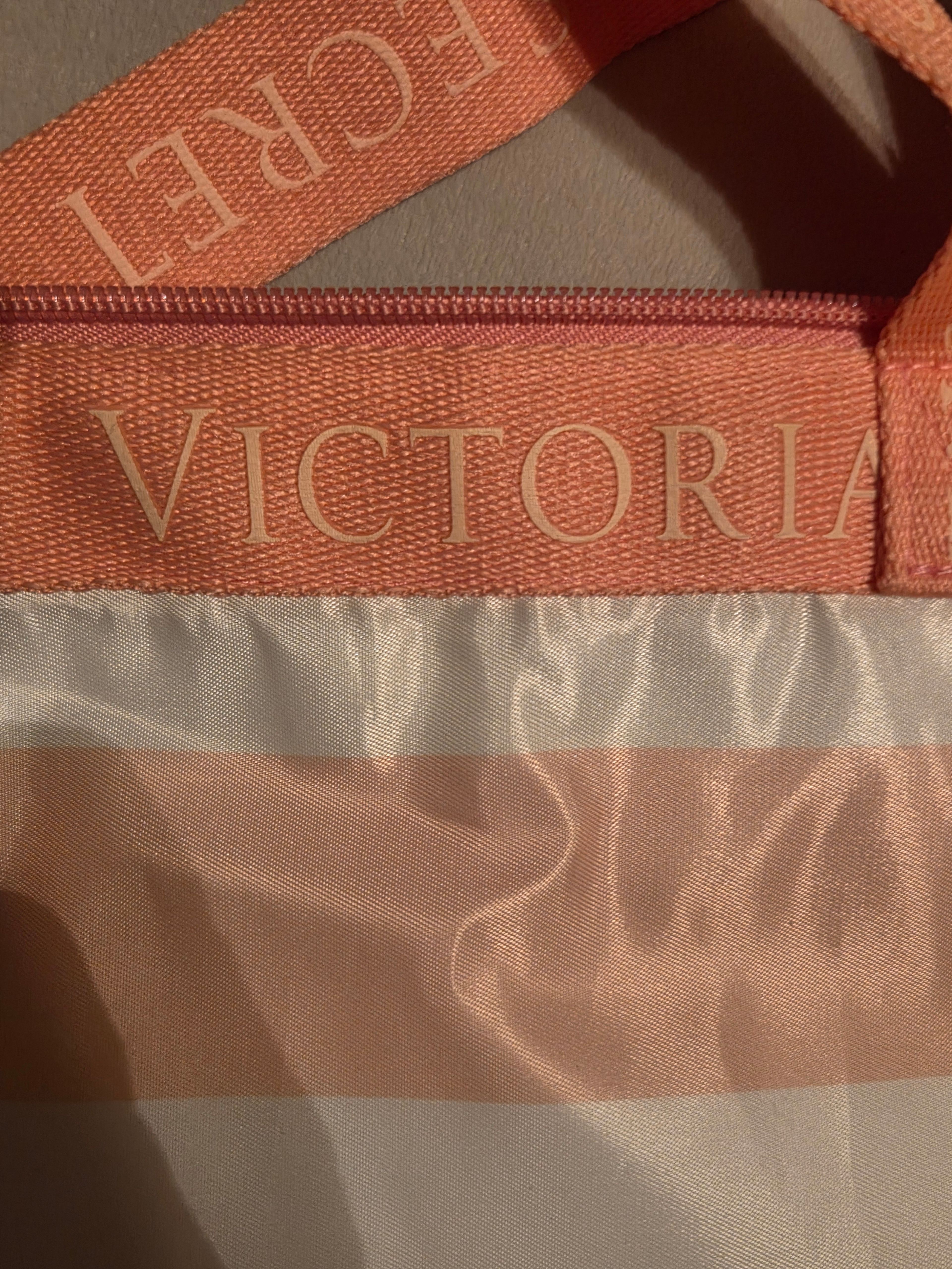 Victoria's Secret Striped Logo cooler bag - Image 3