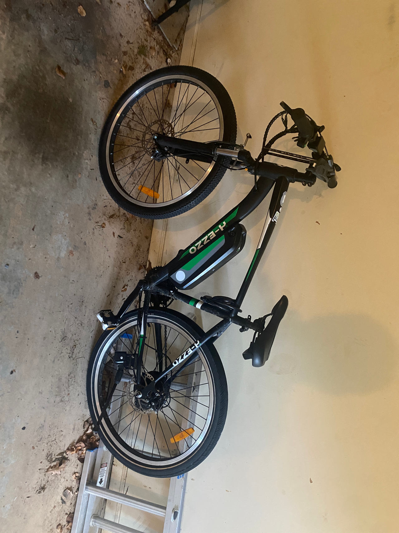 H-EZZO Electric Bike