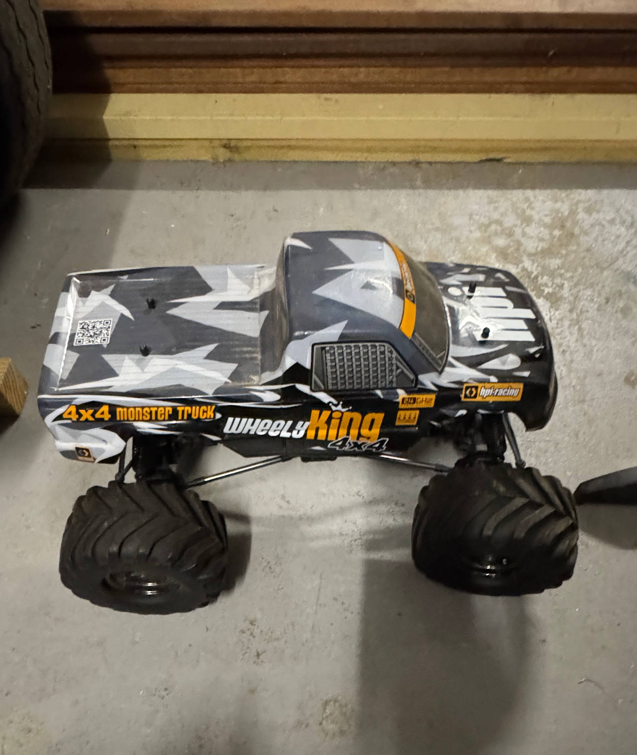 HPI Racing Wheely King 4x4 Monster Truck Roller