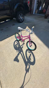Guardian Ethos 16" Pink Girls Bike - Image 3