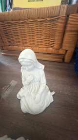 3-Piece White Ceramic Nativity Set - Image 4