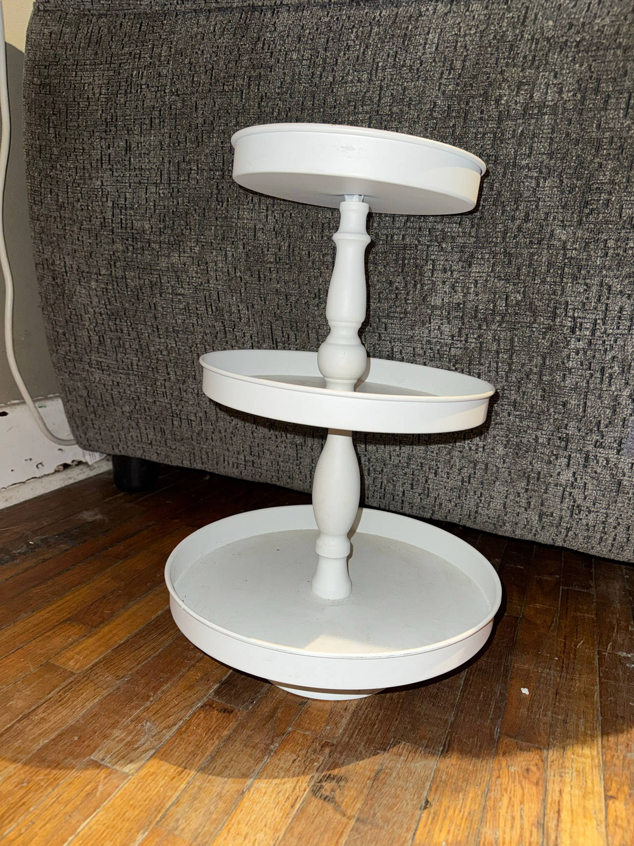 White 3-Tier Round Decorative Tray Stand