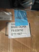 LABLT Pair 2 Rear Brake Calipers w/Brackets - Image 1