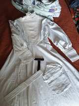 Vintage Style Prairie Pioneer Dress with Apron and Belt - Image 2