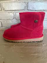 UGG Classic Short II Red Boot - Image 4