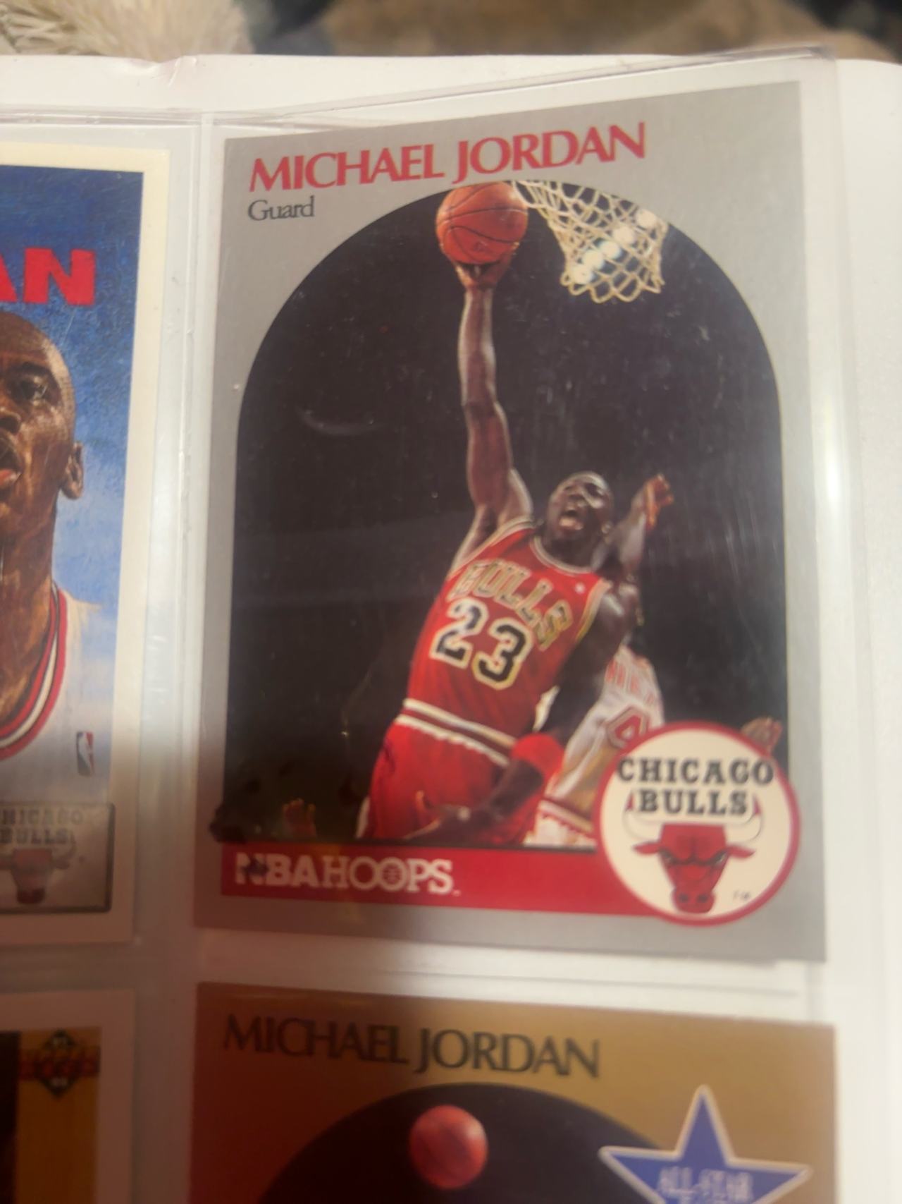 Fleer NBA Hoops 1990 Michael Jordan #65 Basketball Card