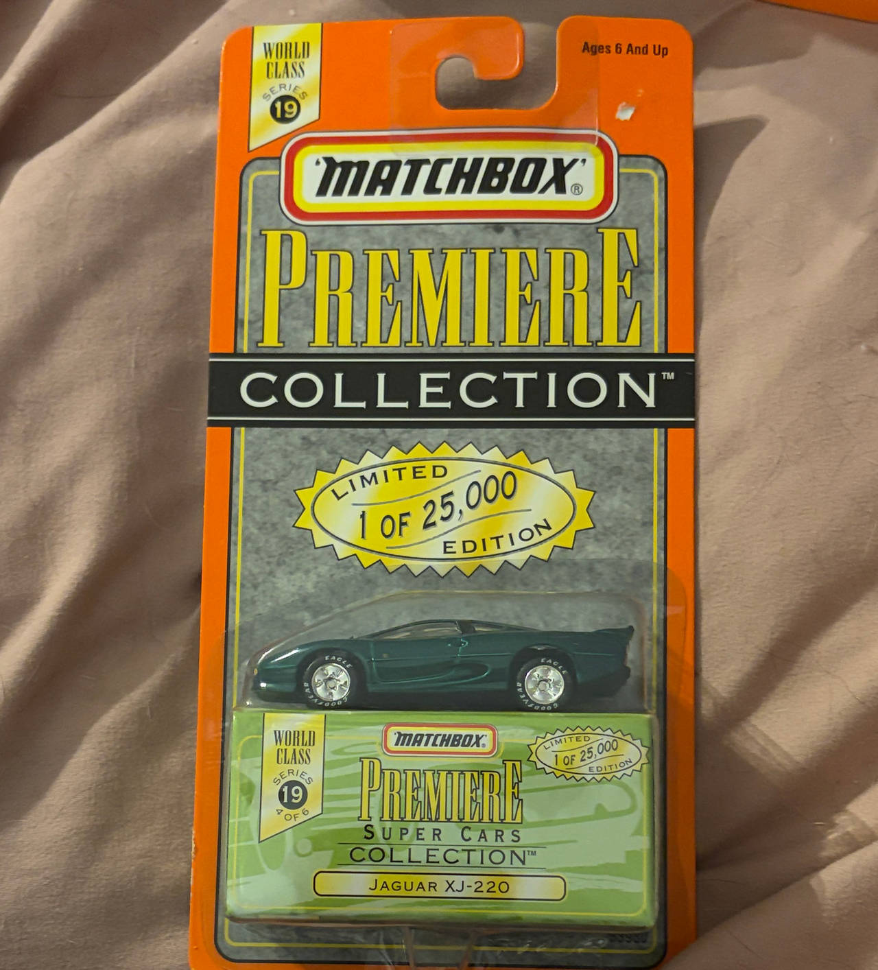 Matchbox Premiere Collection Jaguar XJ-220 World Class Series 19