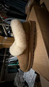 UGG Women's Nita Slippers Chestnut women’s size 6 - Image 2