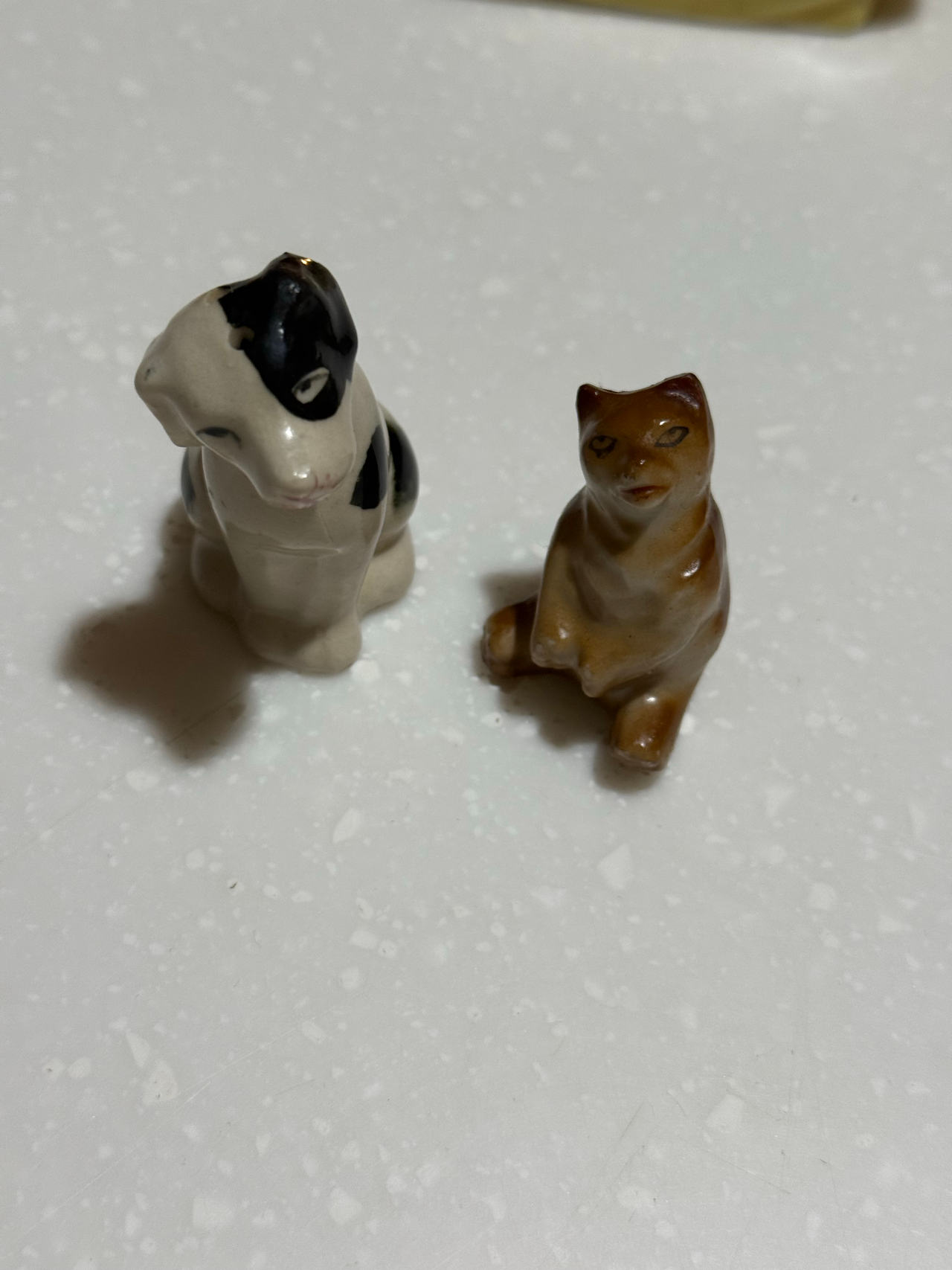 Vintage Ceramic Dog and Cat Miniatures salt pepper shakers