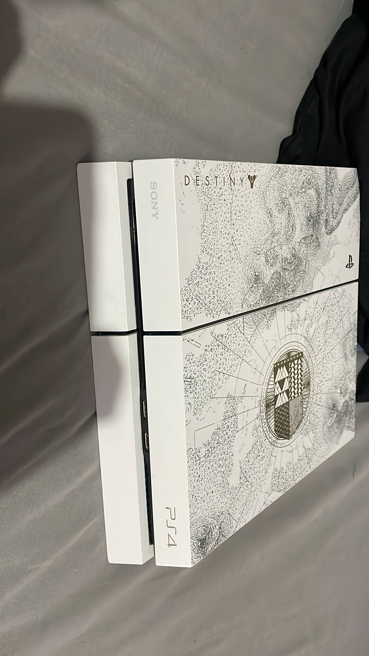 PlayStation 4 Destiny Limited Edition