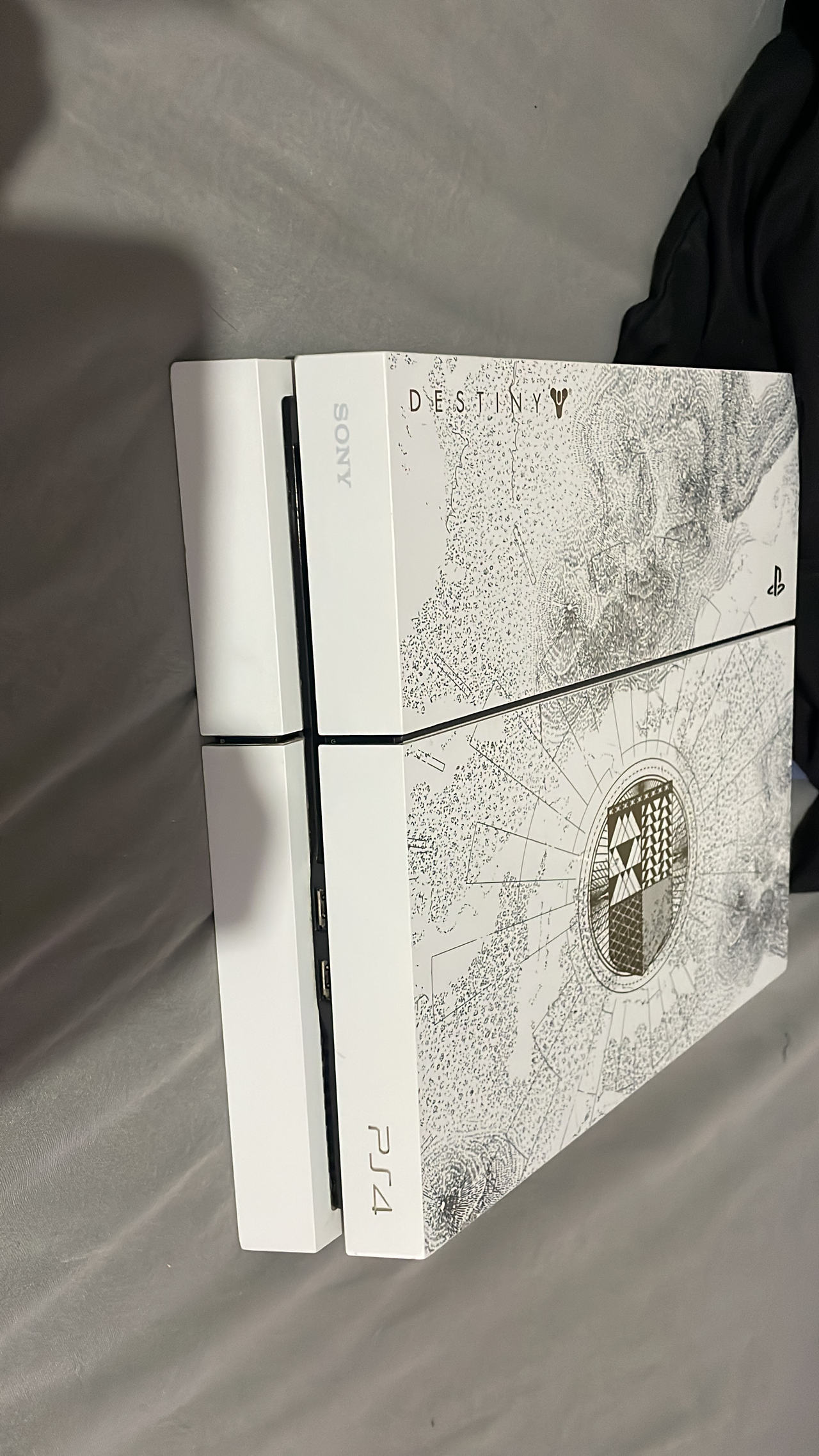 PlayStation 4 Destiny Limited Edition