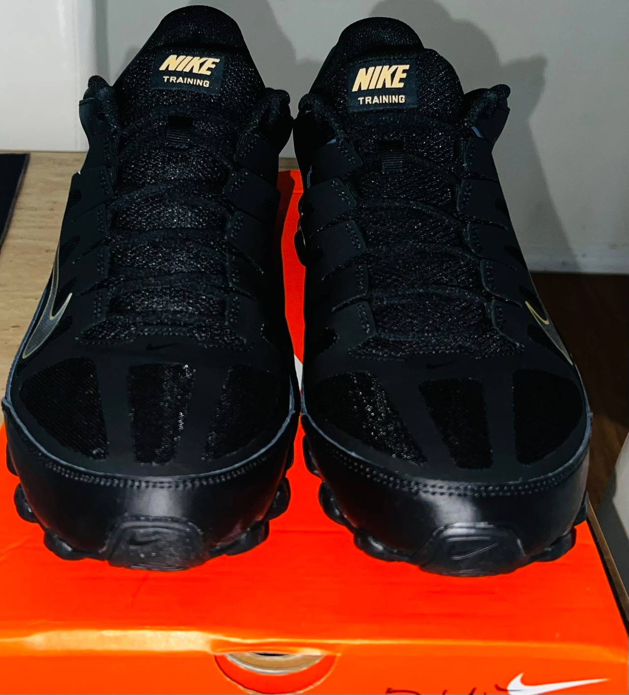 Nike Reax 8 TR Mesh Black Gold