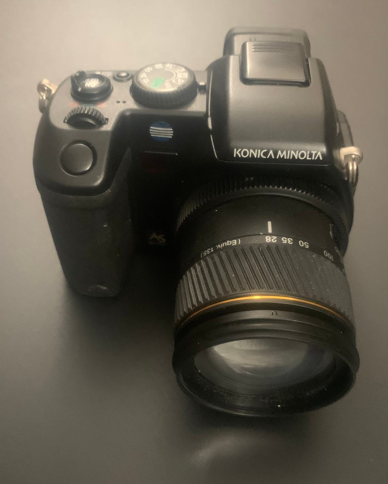 Konica Minolta Maxxum 5D