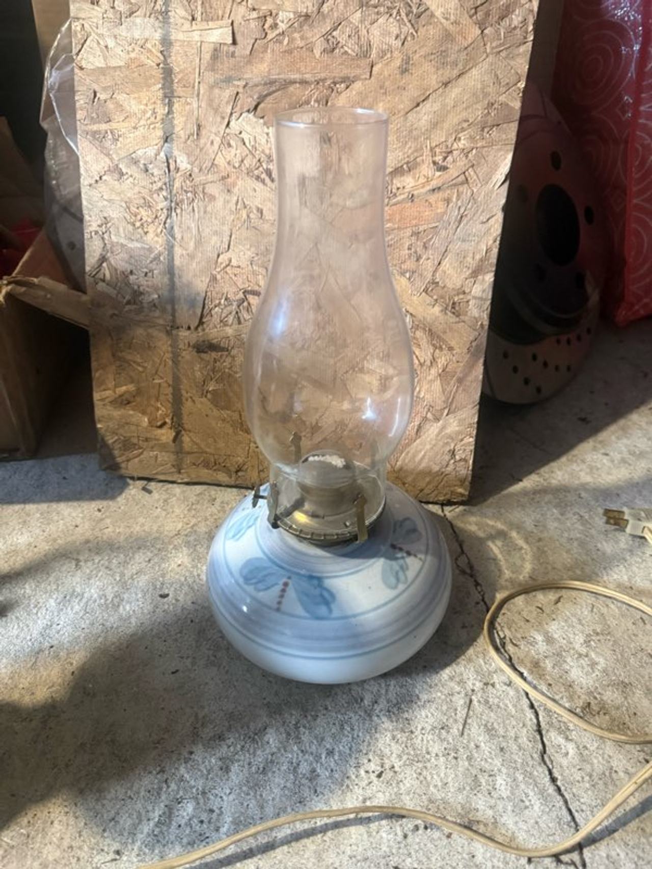 Vintage Ceramic Dragonfly Electric Hurricane Lamp