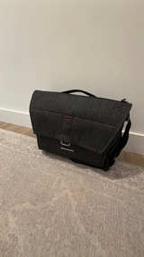 Peak designs everyday messenger bag charcoal - Image 2