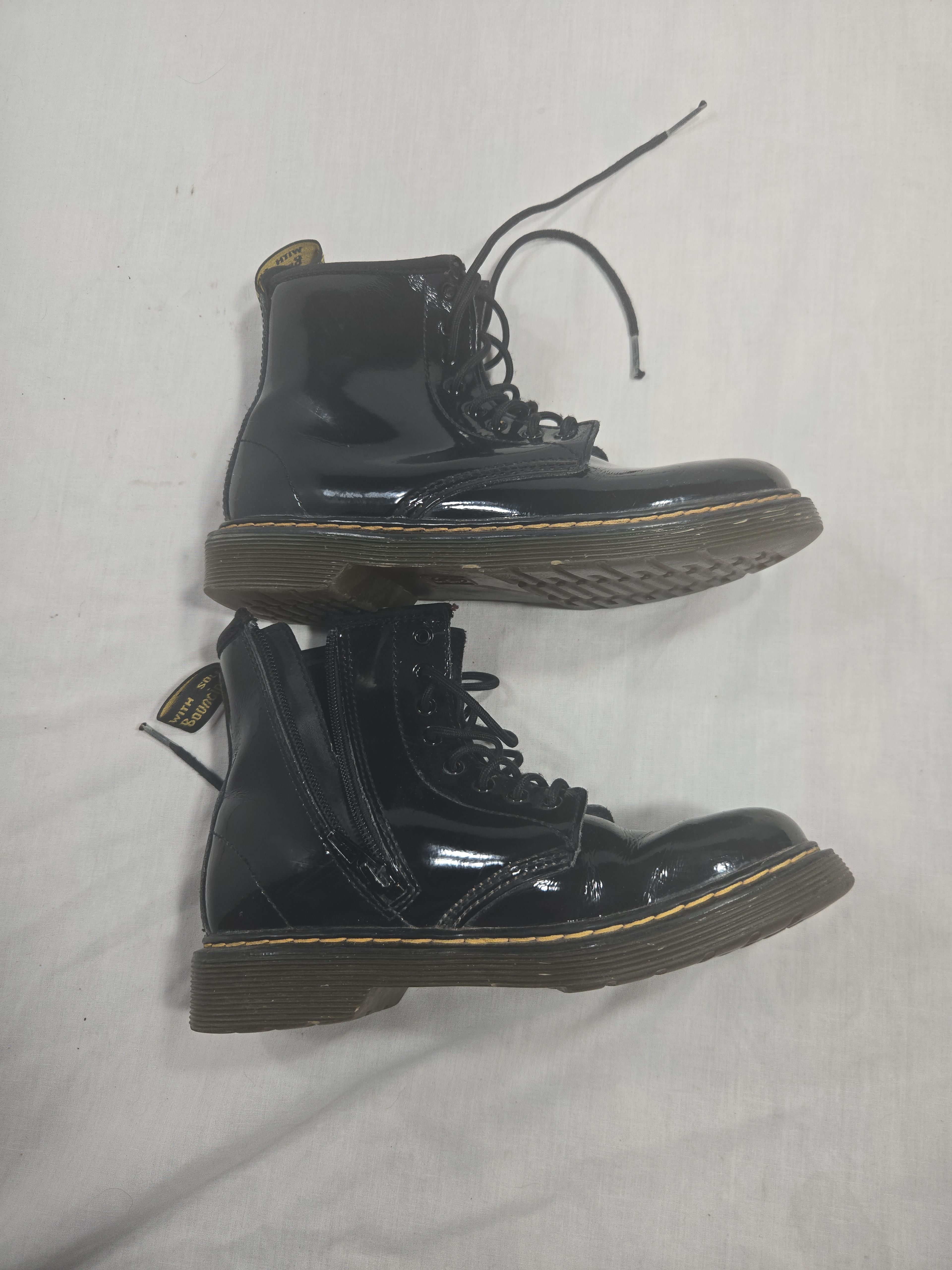 Dr. Martens Kids Delaney Patent Leather Boots size 3 - Image 6