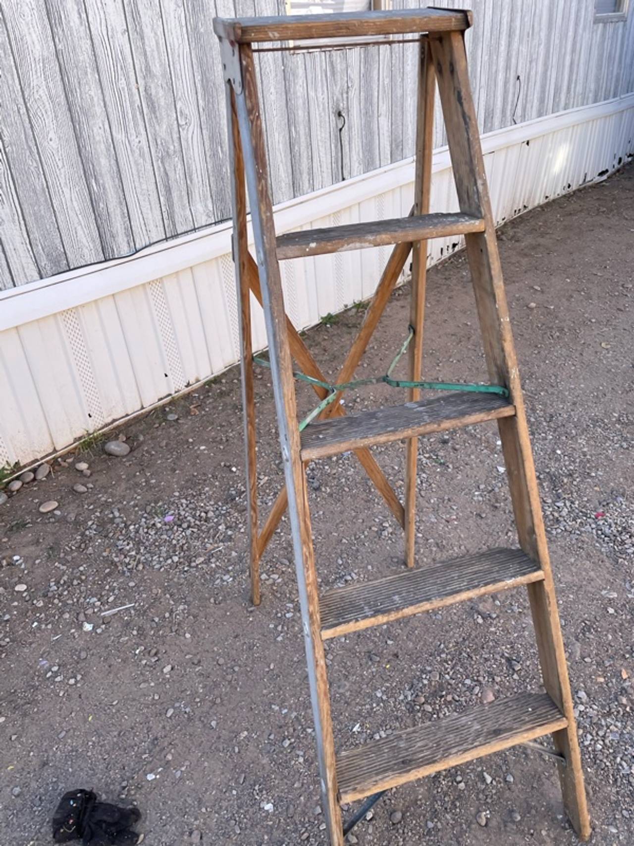 Wooden Step Ladder