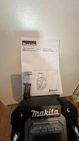Makita Job Site Radio - Image 2