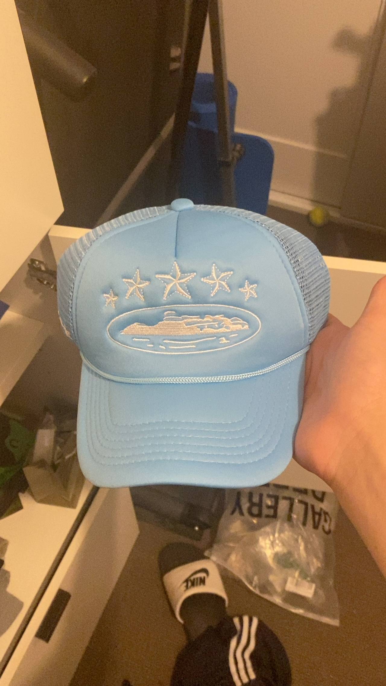 Corteiz 5 Starz Alcatraz Trucker Hat Baby Blue