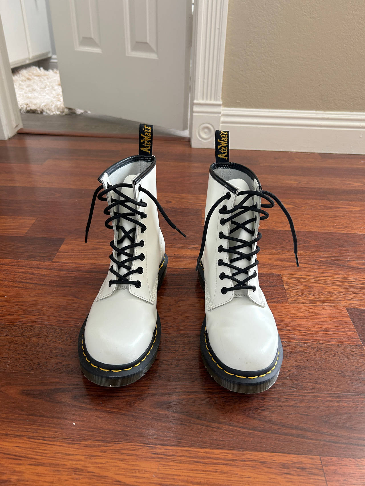 Dr. Martens 1460 Smooth Leather Boots