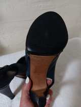 Chanel Navy Blue Leather Chain Link Slingback Pumps - Image 4