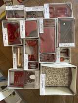 Dura-Craft LN 190 Linfield Dollhouse - Image 2