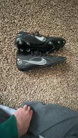 Nike Football Gloves - Image 2