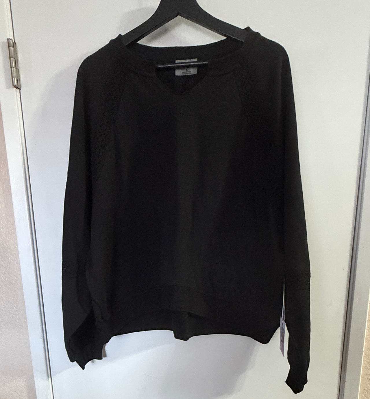 NWT Jessica Simpson Black Lace Trim V-Neck Sweatshirt