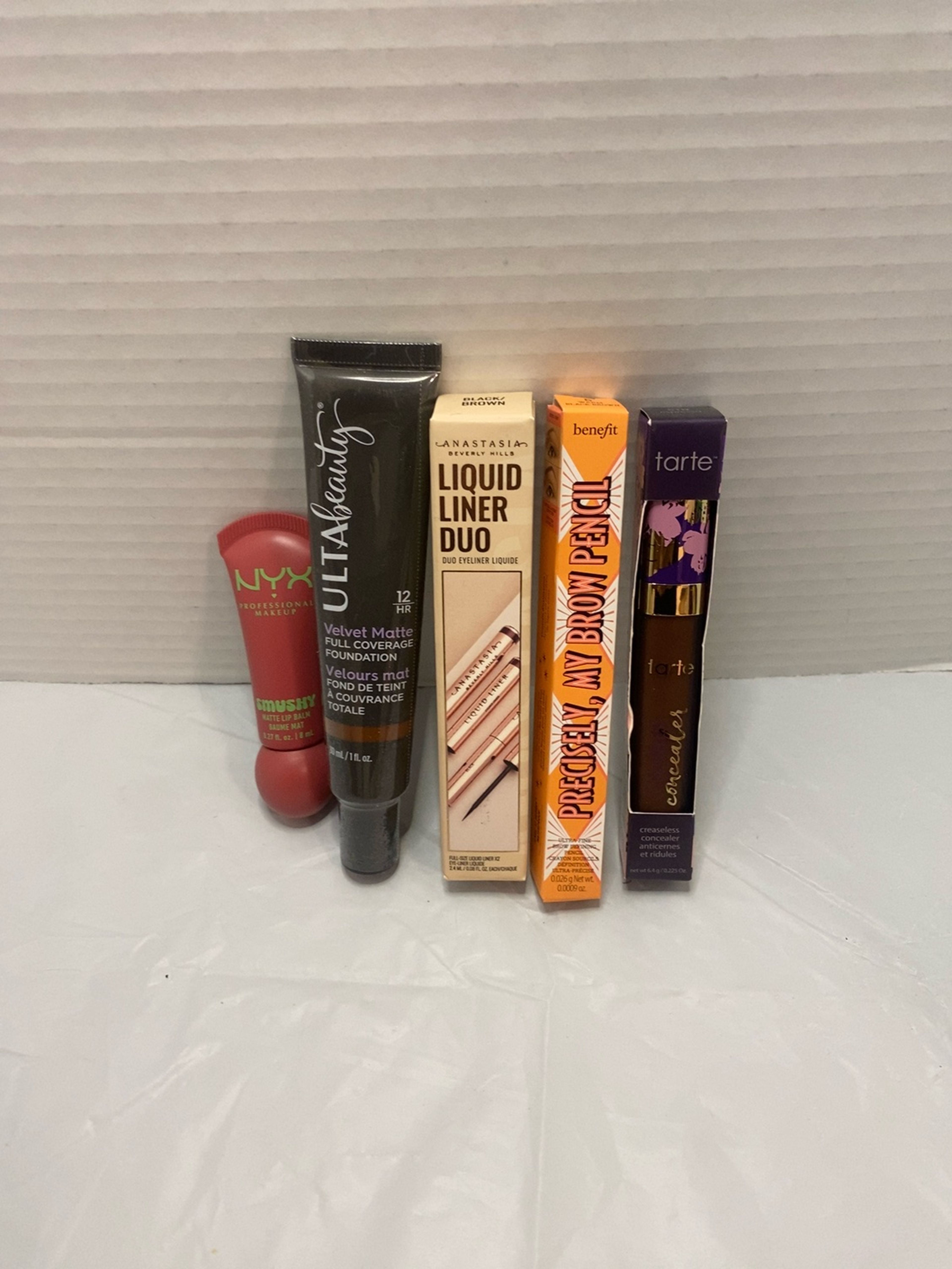 Ulta Beauty Velvet Matte Full Coverage Foundation Tan Neutral