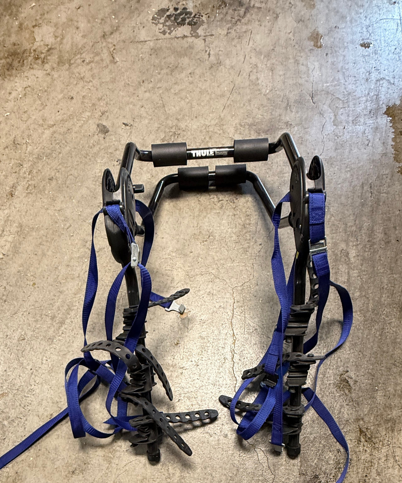 Thule Passage 3-Bike Trunk Rack 911XT