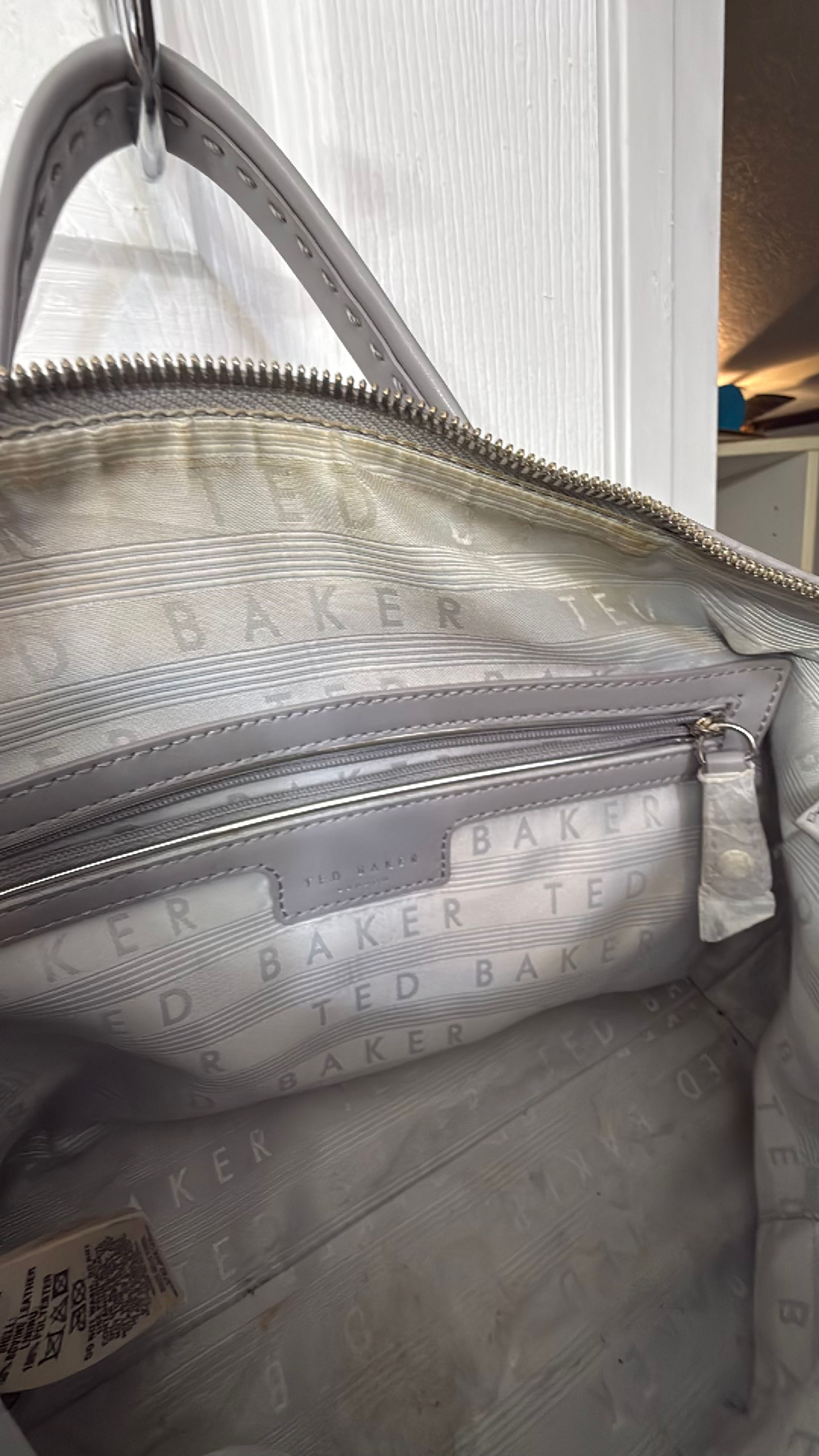 Ted Baker Olmia Knotted Handle Small Tote Bag Taupe - Image 2