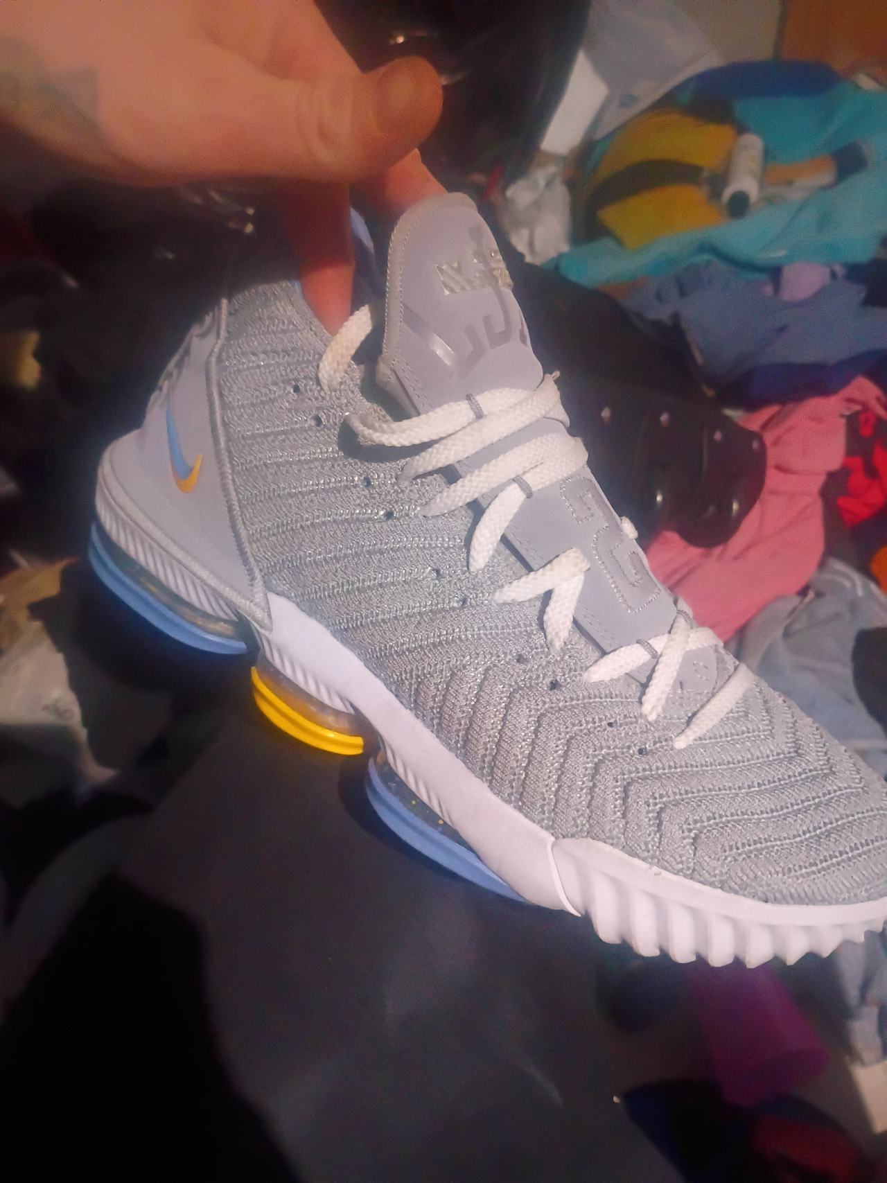 Nike LeBron 16 MPLS