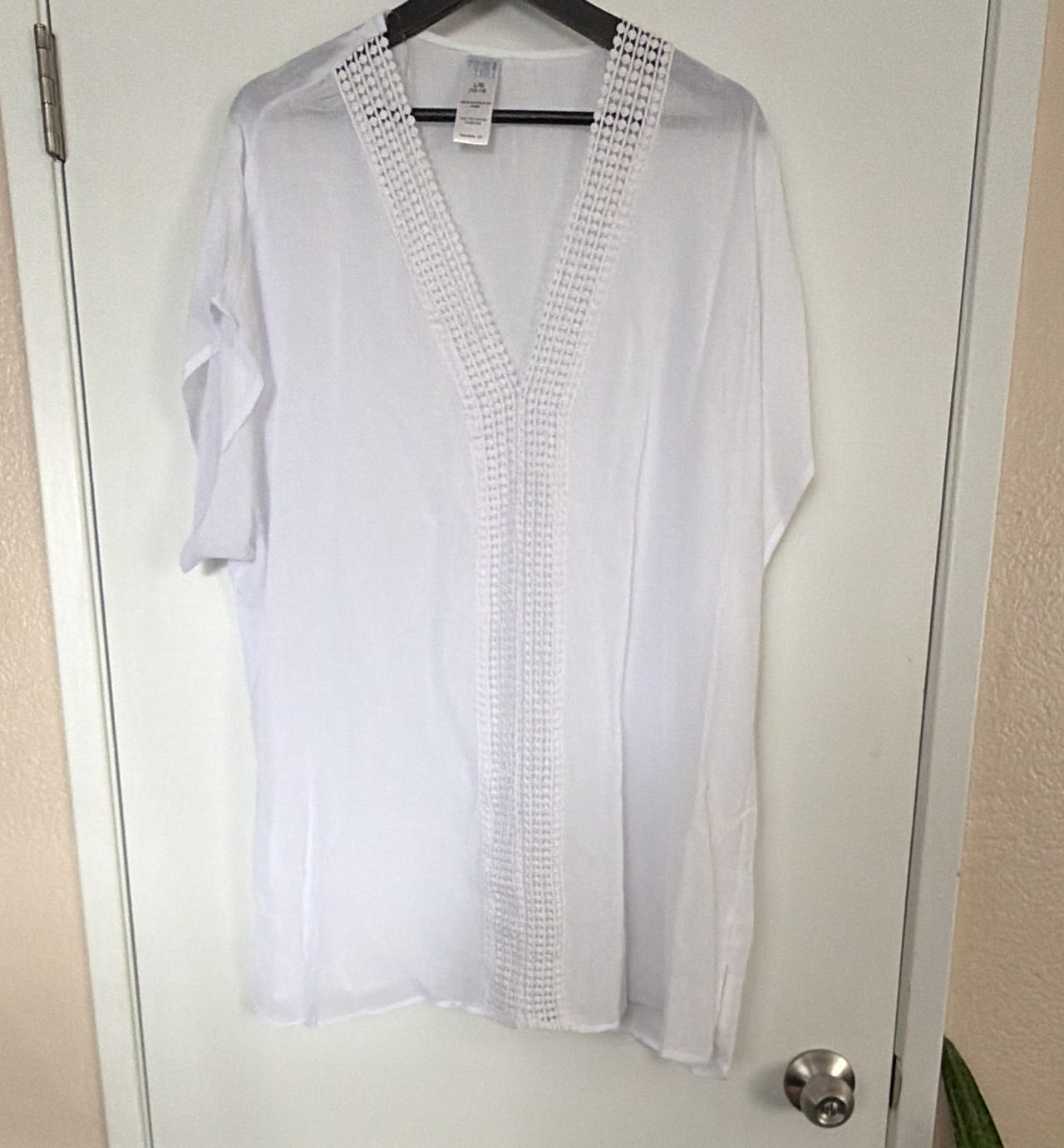 New with tags Time and Tru White Crochet Trim Swim Cover-Up Tunic, large 12/14