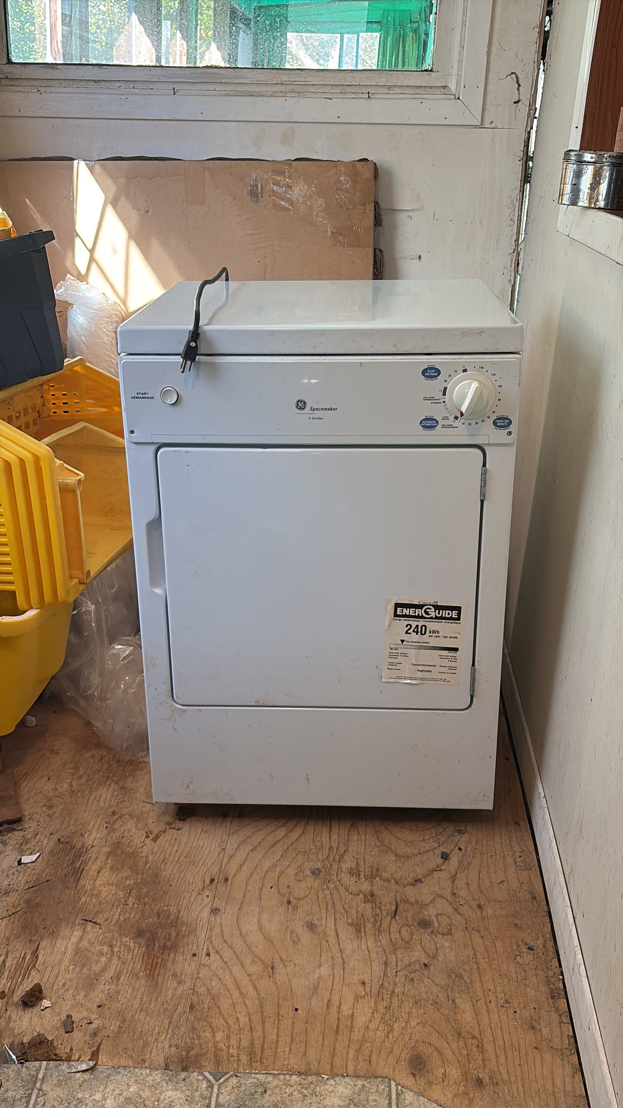 GE Spacemaker Electric Dryer