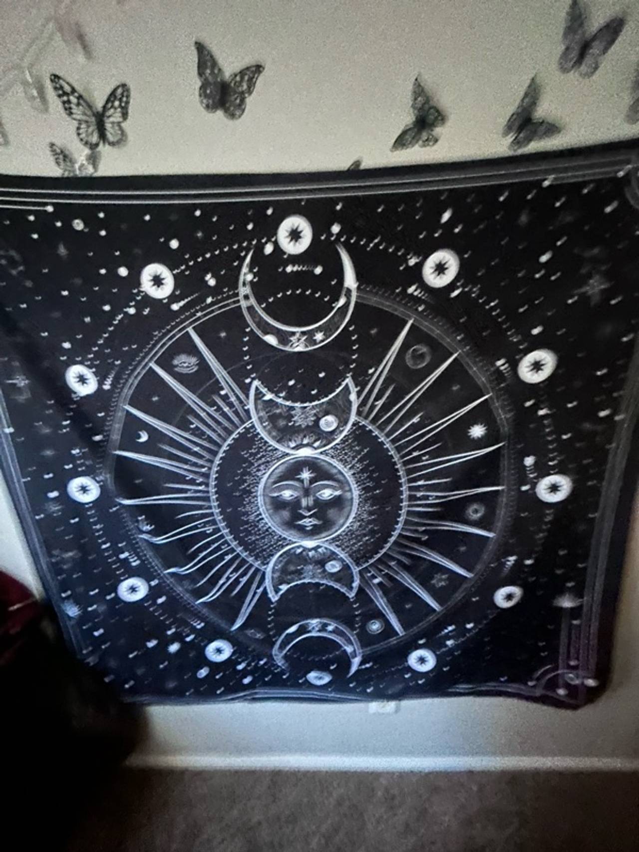 Hihealer Sun Moon Tapestry Black & White Psychedelic Wall Art